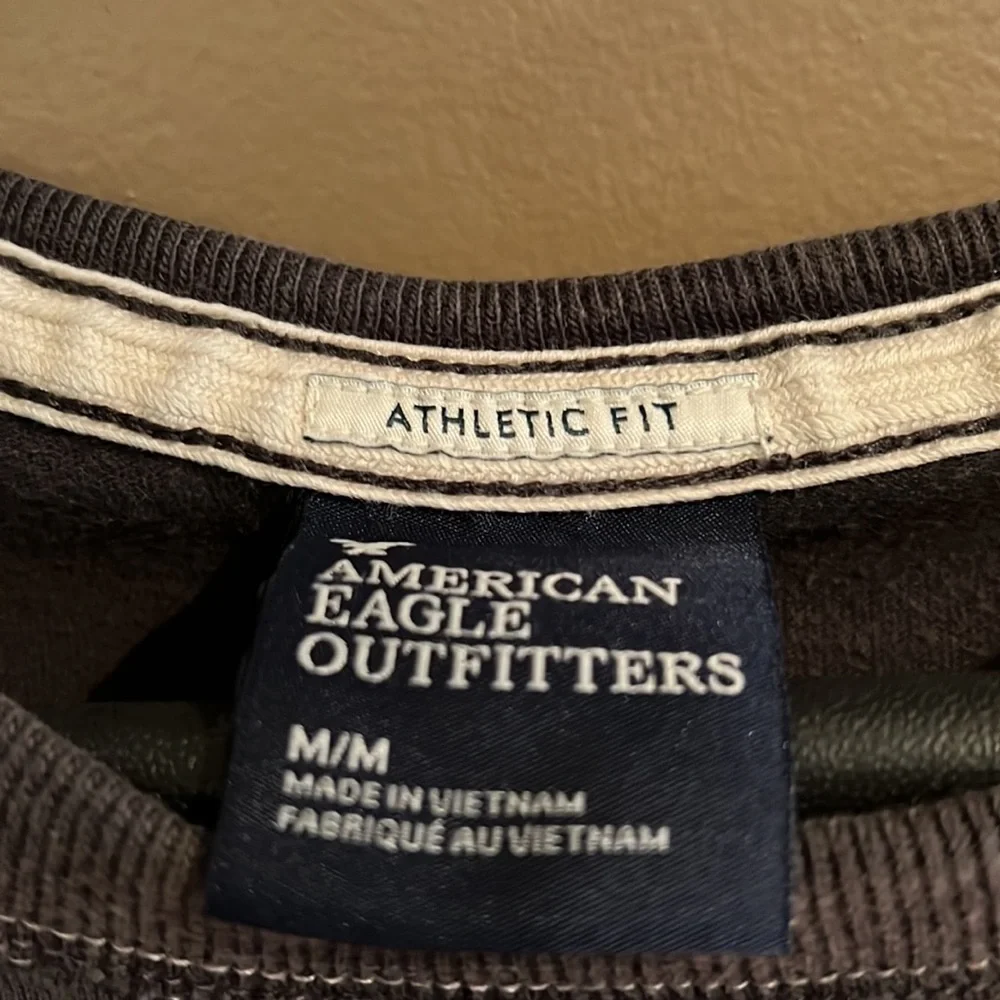 American Eagle Men’s Short Sleeve Graphic Tee in Brown Sz M - Picture 5 of 11